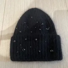 ビーズ装飾 黒 ニット帽　　キラキラ