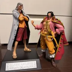 ワンピース シルバーズ・レイリー ゴールDロジャーフィギュア