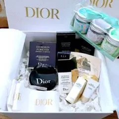 【新品】Dior フォーエヴァークッション010＆メイクアップベース おまけ付！のサムネイル
