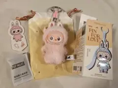 POP MART PIN FOR LOVEイニシャルラブブ G