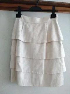 新品★デビュー ド フィオレのスカートのサムネイル