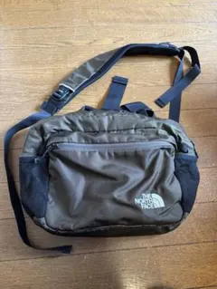 THE NORTH FACE ベビースリングバッグ　ニュートープグリーン