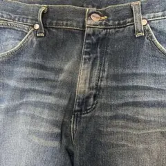 Wrangler ダークブルー ストレートジーンズ