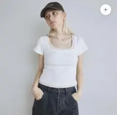美品☺︎searoomlynnシールームリンC/LFluffyレイヤードライクTのサムネイル