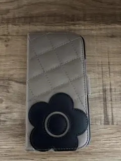 MARY QUANT 手帳型ケース ベージュ