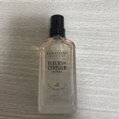 L'OCCITANE FLEURS DE CERISIER THE BLANCのサムネイル