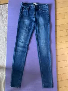 UNIQLO スキニージーンズ 24 (61cm)