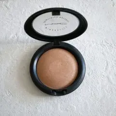 MACミネラライズ スキンフィニッシュ ナチュラル ミディアムダーク パウダーのサムネイル
