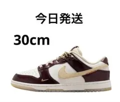 さ*う様 Nike Women's Dunk Low Year of the S