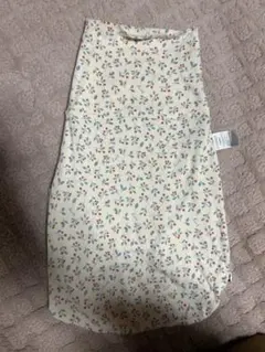 コニー　スワドル　ポーチ