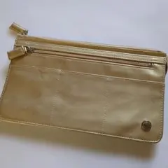 ☆最終お値下げ！新品！訳あり《キタムラ》ポーチ