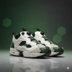 Reebok ポンプフューリー　ホワイト/グリーン スニーカー　25.5