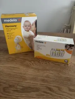 Medela Harmony 手動母乳搾乳器とボトルセット