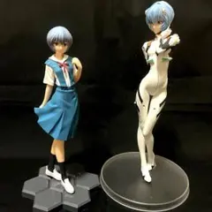 綾波レイ フィギュア 2体セット（プレミアム制服フィギュア、一番くじＢ賞）のサムネイル