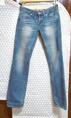 ユニクロジーンズ　サイズ25ローライズ