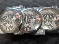 鬼滅の刃 ダイニング DINING お楽しみくじ 猗窩座 缶バッジ 3個セット