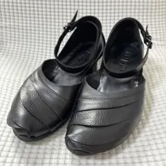 美品 trippen レザー ストラップ サンダル 37 ブラック アルマジロのサムネイル