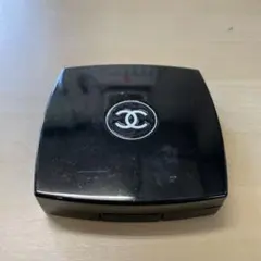 シャネル　チーク