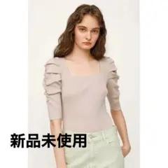 SLY SQUARE NECK TUCK SLEEVE トップス