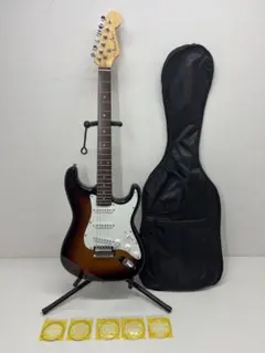 PhotoGenic エレキギター ストラトタイプ サンバースト 弦 ケース付のサムネイル