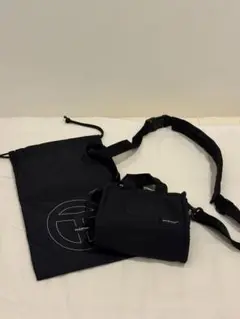 ❤テルファーTelfarスモールショルダーバッグ 黒❤美品 即お届 Telfar テルファースモール ショッピングバッグ ブラック