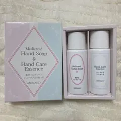 メナード 薬用ハンドソープ & ハンドケアエッセンス セットのサムネイル