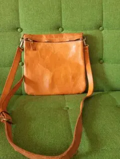【HERZ】　ショルダーバッグ