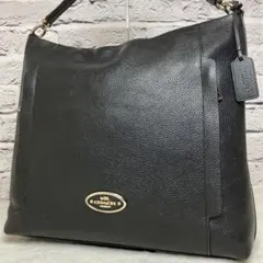 コーチ✨シボ革 レザー A4 チャーム付 ワンショルダーバッグ 黒 ロゴプレート