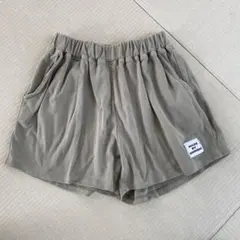 モンミミ　カーキショートパンツ　J1