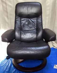 Hjellegjerde イエリアーダ シモンズ リクライニングチェア