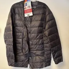 【新品・未使用品】しまむらCLOSSHIライトダウン　Ｍ　ブラックジャケット