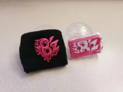 B'z カセットチャーム　リストバンド　2種　ファイナル　大阪　12/21 B'z カセットチャーム リストバンド 2種 ファイナル 大阪 12/21 - メルカリ