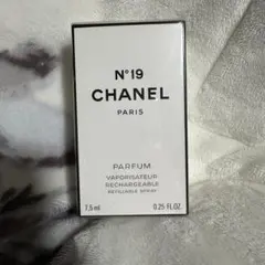 未開封 シャネル N°19パルファム CHANEL 香水