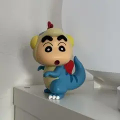 クレヨンしんちゃん　映画　ゲームセンター　恐竜　置物　フィギュア　オブジェ