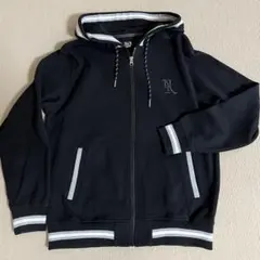 ILLS イルズ パーカー　Mサイズ