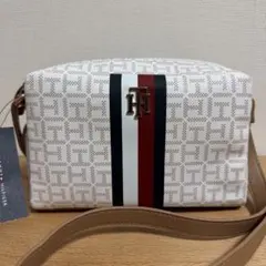 【新品未使用】TOMMY HILFIGER ベーシックロゴショルダーバッグ