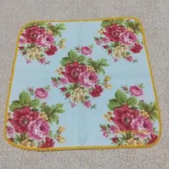 LAURA ASHLEY 花柄タオルハンカチ ガーゼ