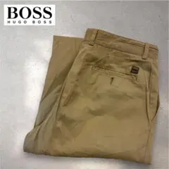 HUGO BOSS ヒューゴボス チノパン　カジュアルパンツ　ベージュのサムネイル