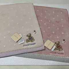 ジルスチュアート　タオルハンカチ2枚セット　クマちゃん