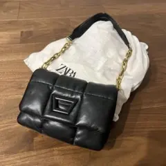 ZARA キルティング ブラック ショルダーバッグ