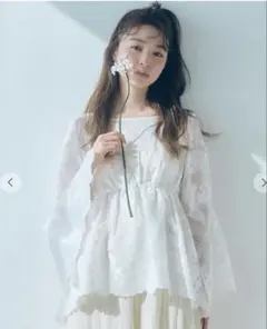 ※お値下げ中※【新品未使用❤︎タグ付】COCO DEAL フラワー刺繍ブラウス