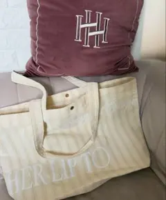新品 Herlipto Ice Cream Large Tote beige - メルカリ