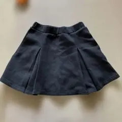 ユニクロ　黒　プリーツスカート 150