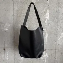 TEMBEA テンベア バゲットトート レザー ブラックのサムネイル