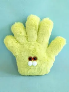 ねずみのマスコット耳飾り｜ハンドメイド・片耳1点｜『もりぶーつの森 