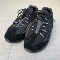 最終価格COMME des GARCONS × Nike Air Max 95