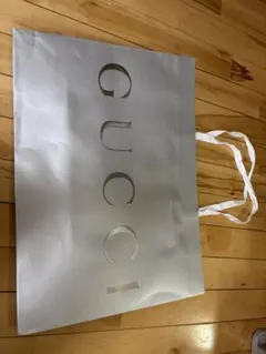 GUCCI 紙袋 銀色