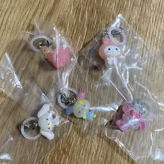 サンリオキャラクターズ　ゆるっとめじるしアクセサリー　5点セット　セミコンプ