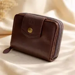 IL BISONTE イル ビゾンテ 二つ折り財布　レディース　メンズ　本革製品