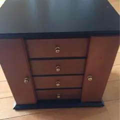 ジュエリーボックス